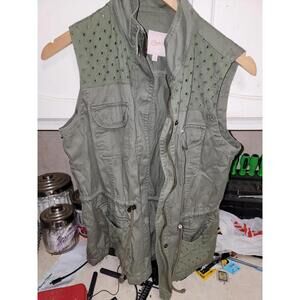 Green Candie's sleeveless medium jacket